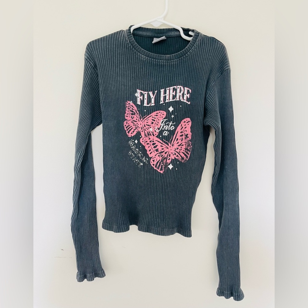 Zara Dark Gray Ribbed Sweatshirt with Pink Butterfly Design
